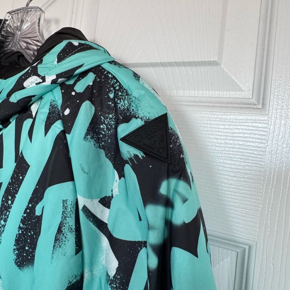 Guess Kids Boy's Green Digital Print Reversible Padded Jacket Size 14 - Picture 6 of 16